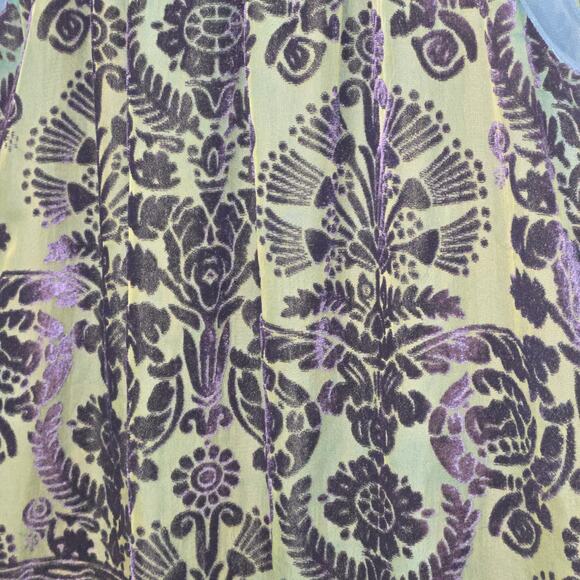 Max Studio Women's Halter Inspired Top. Size Small - Picture 2 of 10